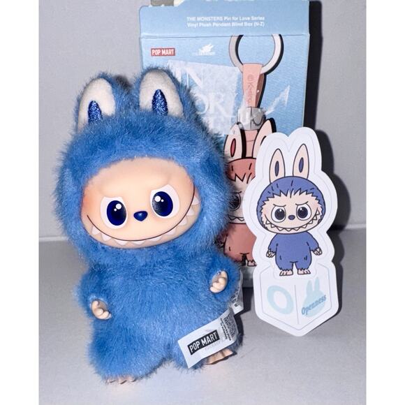 100% AUTHENTIC! Mini Labubu "O" BLUE LETTER Pin For Love PENDANT! POP MART! - Picture 1 of 6